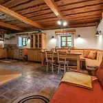Boutique House Vresje Semesterbostad *
